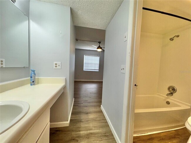 Building Photo - 551 Flemming Way
