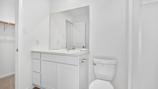 Building Photo - 26911 Dalmatian Bellflower Dr