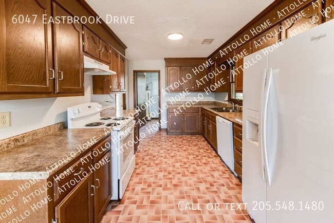 Building Photo - 6047 Eastbrook Dr