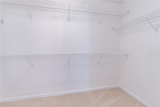 Building Photo - 2849 Suttonwood Way NE