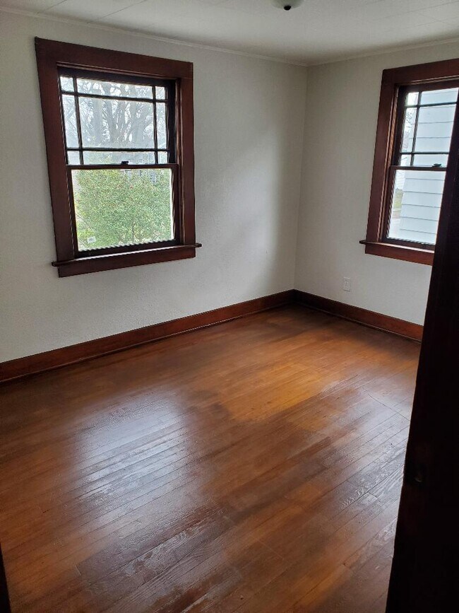 Bedroom 2 - 1705 Columbia Ave