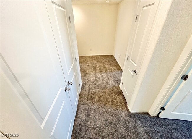 Building Photo - 9916 Bumblebee Hls St