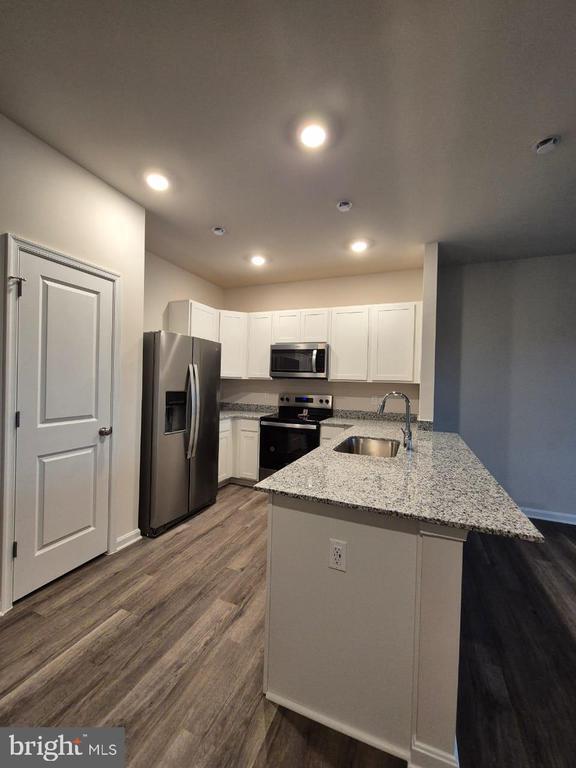 Building Photo - 141 Tigney Dr