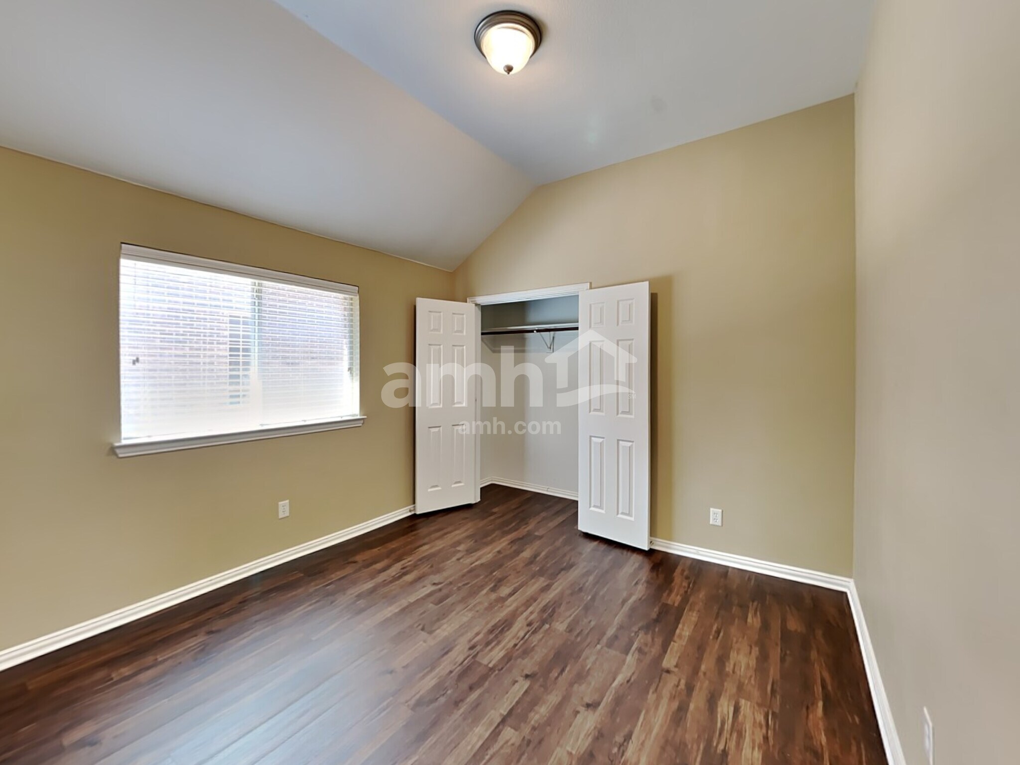 Building Photo - 206 Ephraim Dr