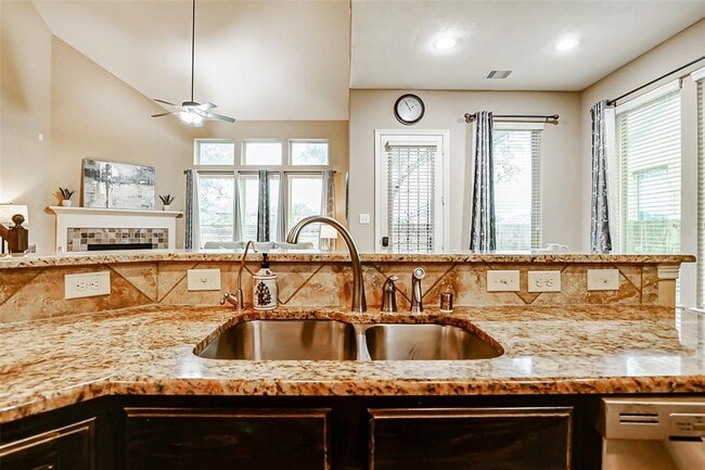 Building Photo - 27807 Hunters Rock Ln