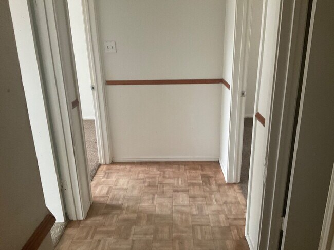 Building Photo - Large beautiful home for rent