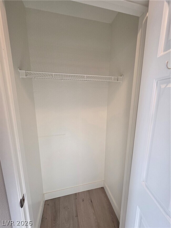 Building Photo - 626 Palmwood Ln