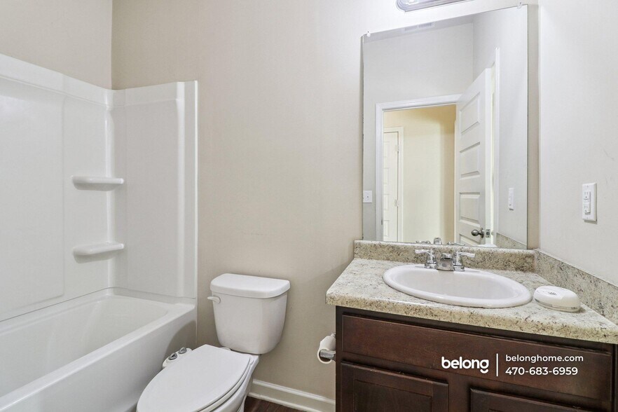 Building Photo - 3263 Highgrove Ln