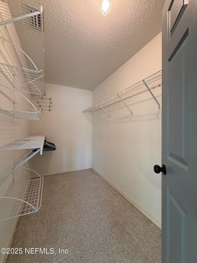 Building Photo - 4725 Innisbrook Ct N