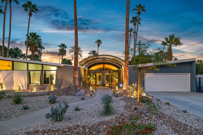 Building Photo - 1986 Yucca Pl