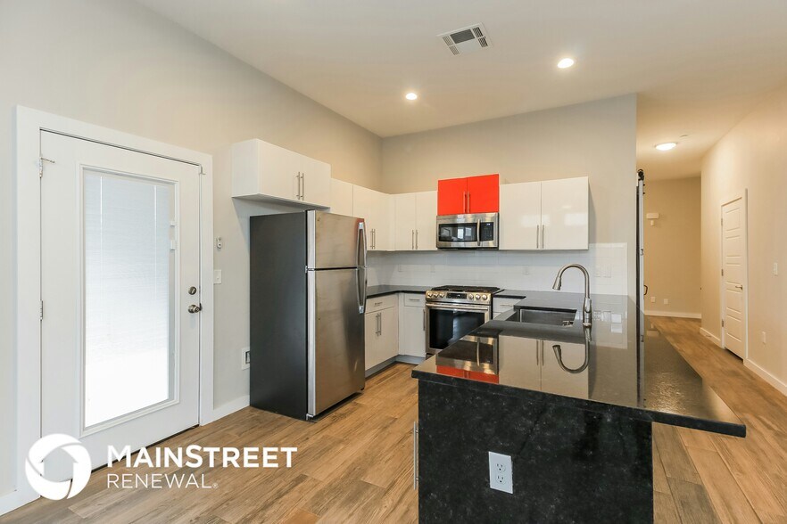 Building Photo - 11249 Paradise Out Ln