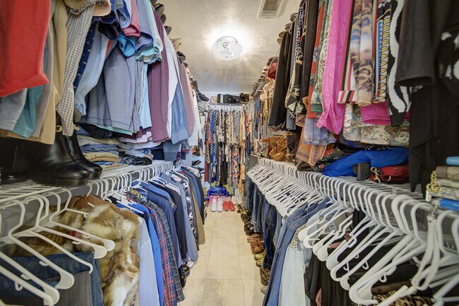 Building Photo - 16811 NW 83rd Ave