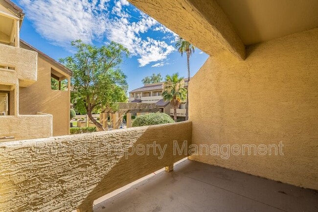 Building Photo - 1331 W Baseline Rd