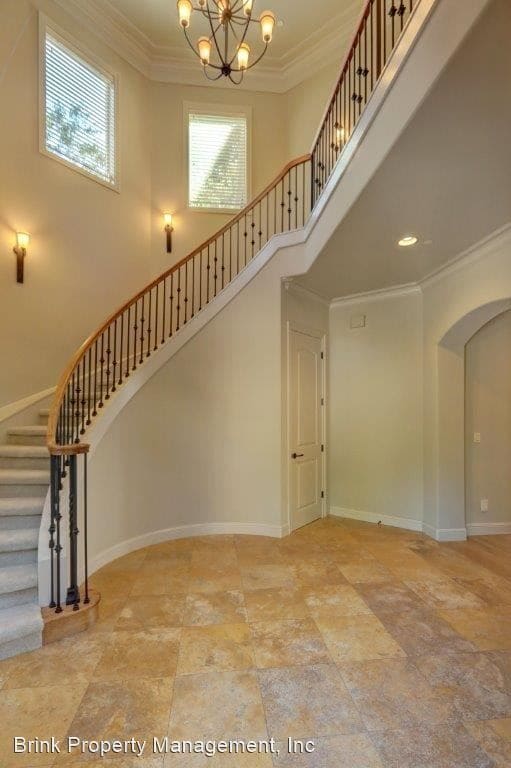 Building Photo - 4 br, 3.5 bath House - 10925 SE Lake Rd