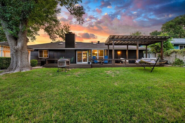 Building Photo - 4807 Carsonhill Dr