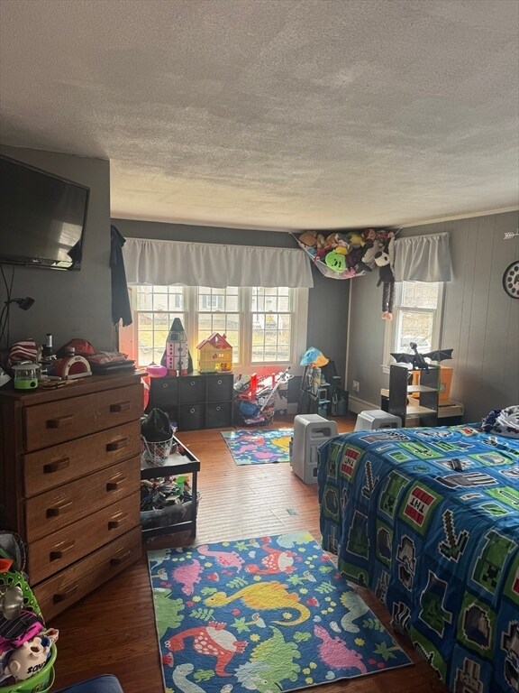 Building Photo - 27 Pleasant St