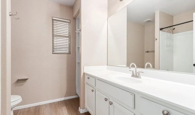 Building Photo - 21622 Backus Dr