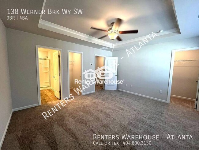 Building Photo - Luxurious Townhome! 3 Bedroom with Bonus R...