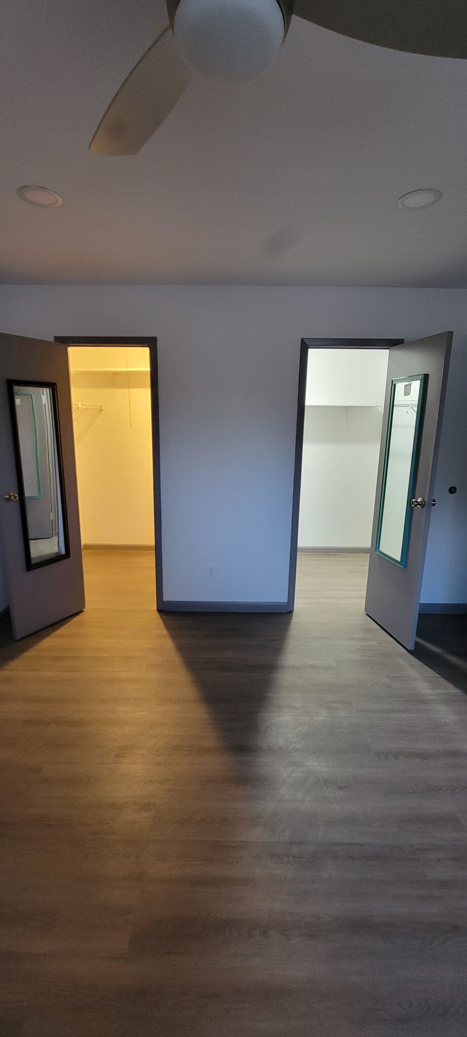 bedroom 1 - 7142 N Holiday Dr