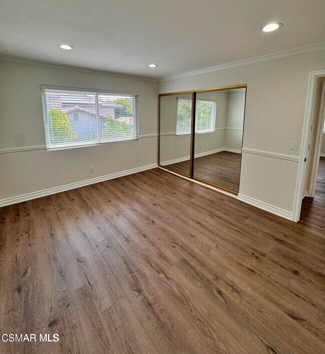 Building Photo - 2094 Bridgegate Ct