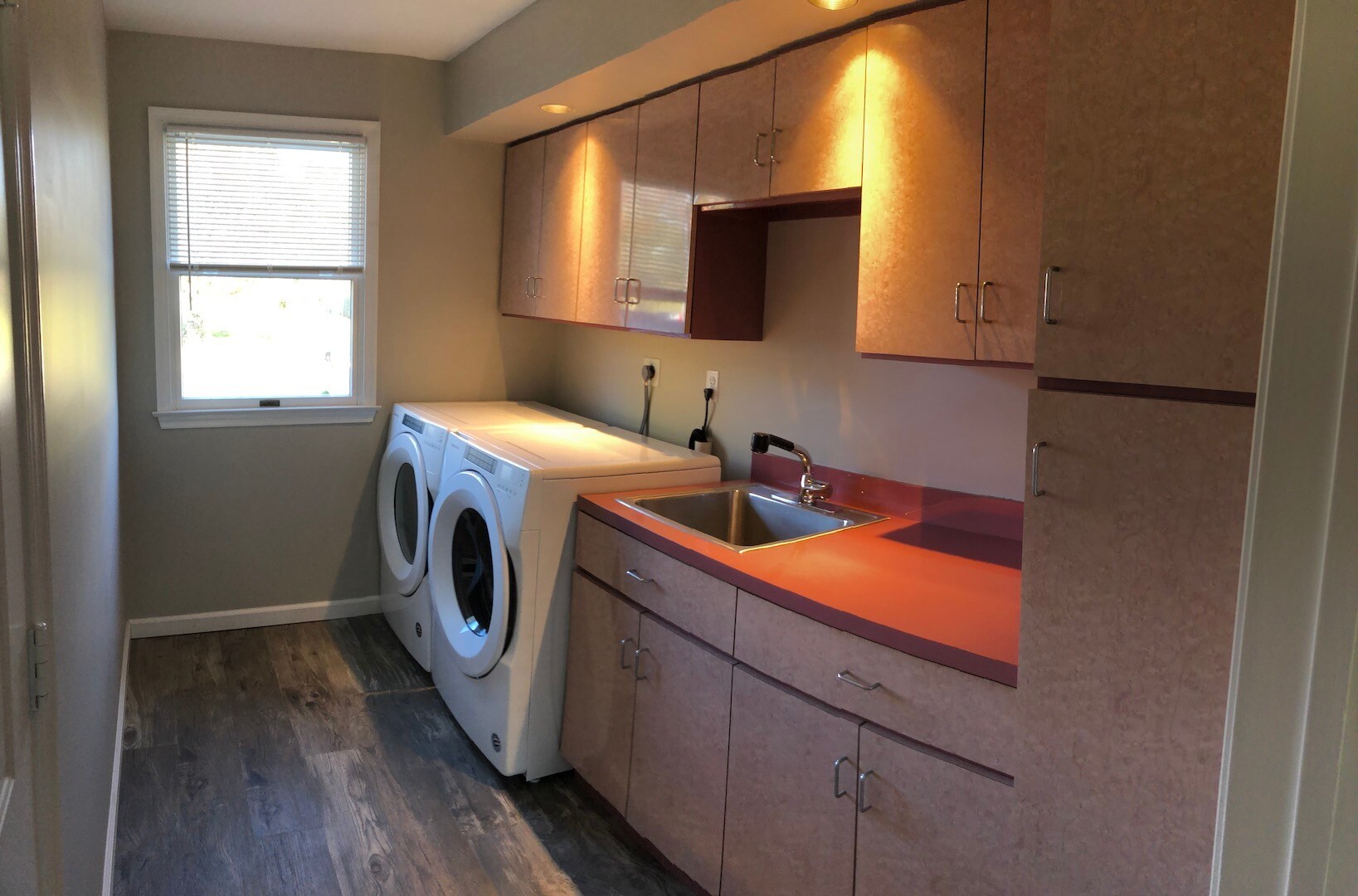 Building Photo - 1048 Independence Way