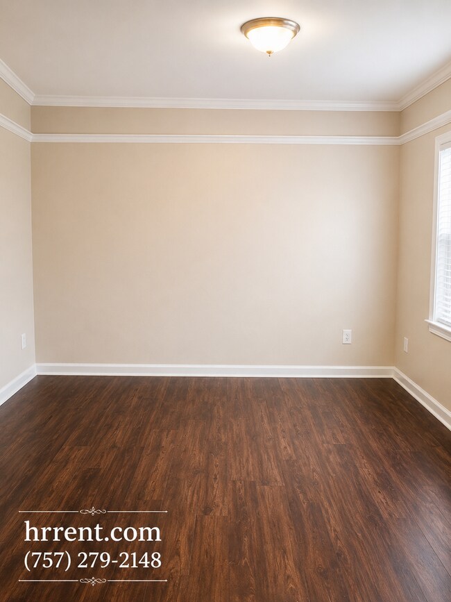 Building Photo - Amazing 3 Bedroom 2 Bathroom  Two-Story Single Family townhome located in the Nottingham-Westmore...