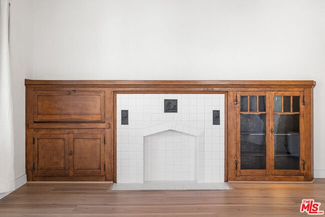 Building Photo - 614 Romulo St