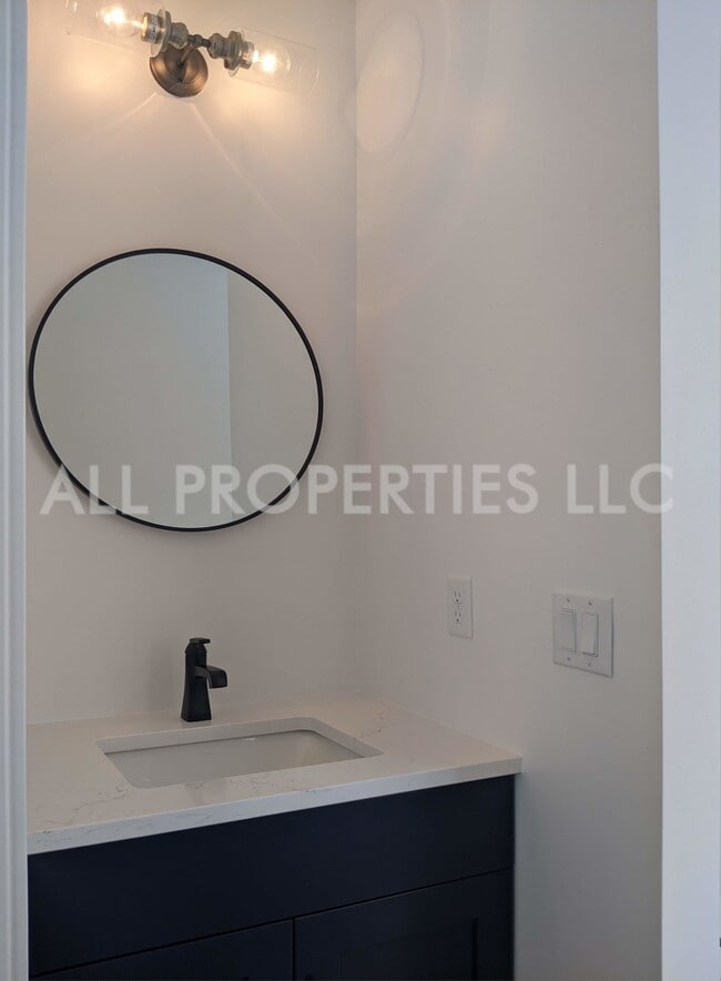 Building Photo - 8048 W 52nd Ln