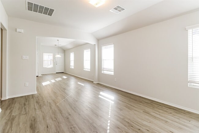 Building Photo - 3777 Alexus Dr