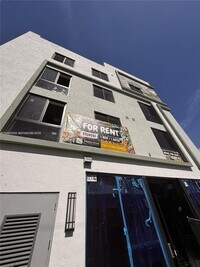 Building Photo - 3422 NW 5th Ave