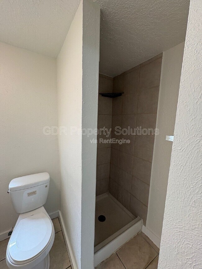 Building Photo - 408 Pennsylvania St SE