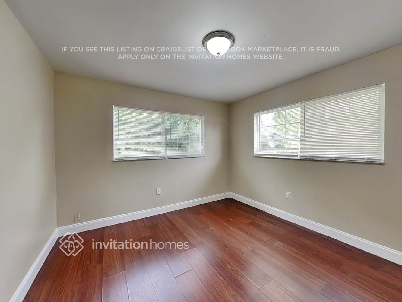 Building Photo - 7041 SW 27th St