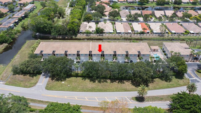 Building Photo - 5441 Via Delray Blvd