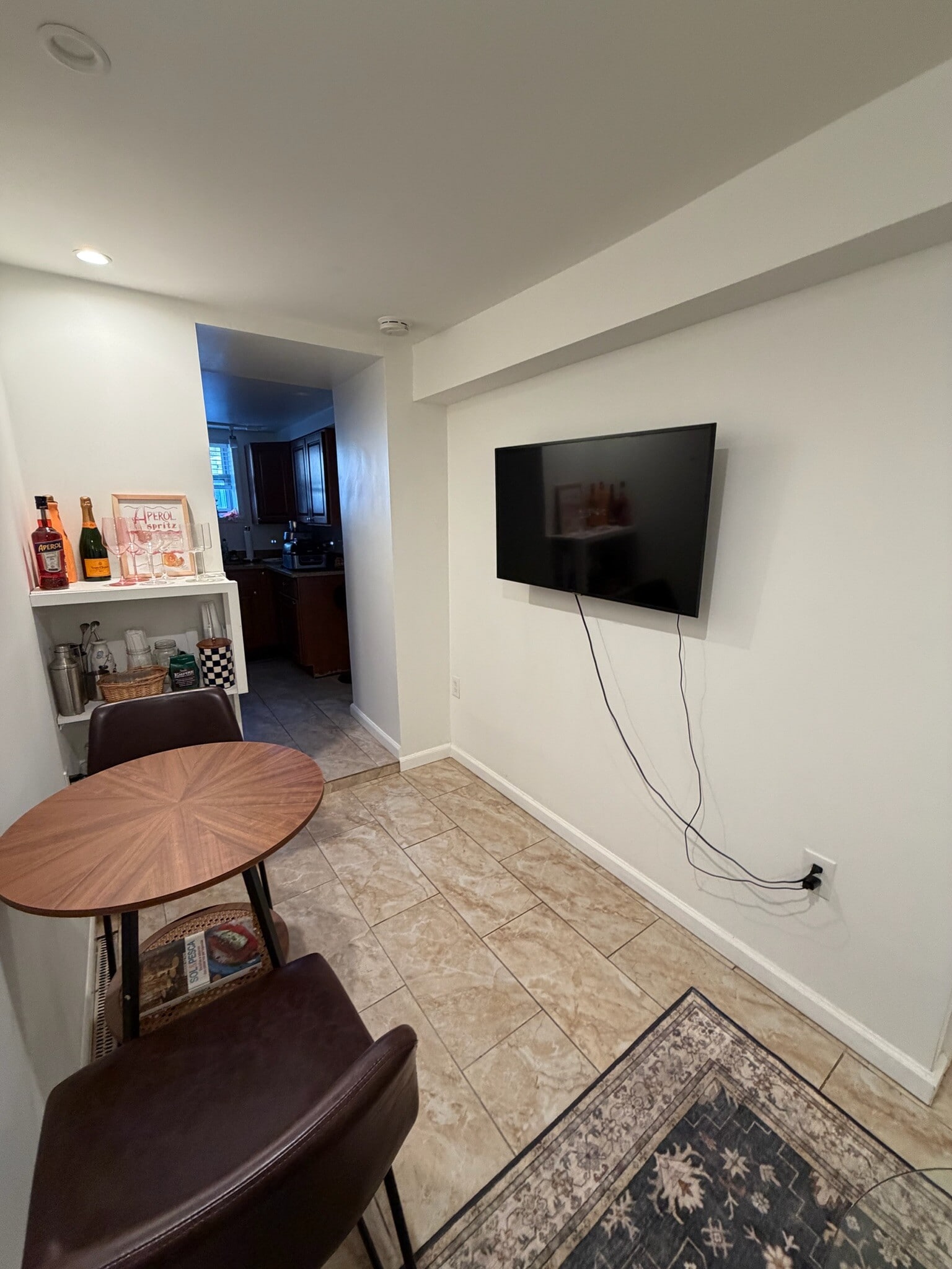 Building Photo - 128 Poplar St