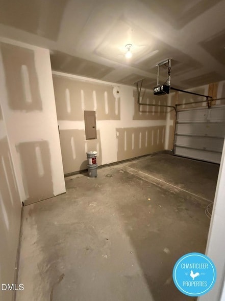 Building Photo - 329 Spaight Acrs Wy