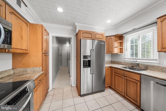 Building Photo - 222 Apple Blossom Ct