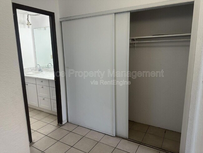 Building Photo - 364 S Ironton St