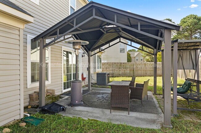 Building Photo - 312 Pebble Creek Dr