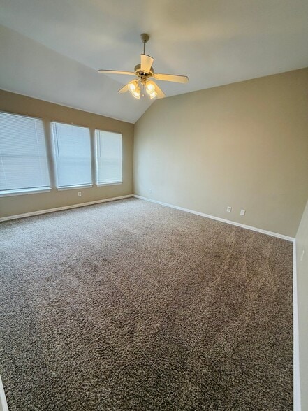 Building Photo - 5808 Blackmon Ct