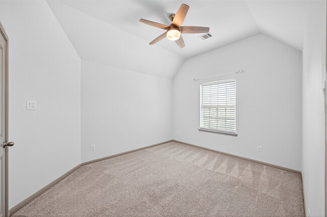 Building Photo - 9702 Lauren Briar Ln