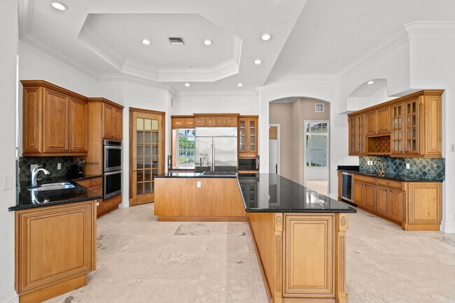 Building Photo - 3250 Palm Beach Point Blvd