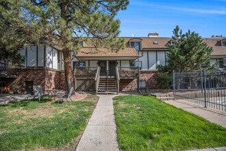 Building Photo - University Hills 2 bedroom and 1.5 Bath
