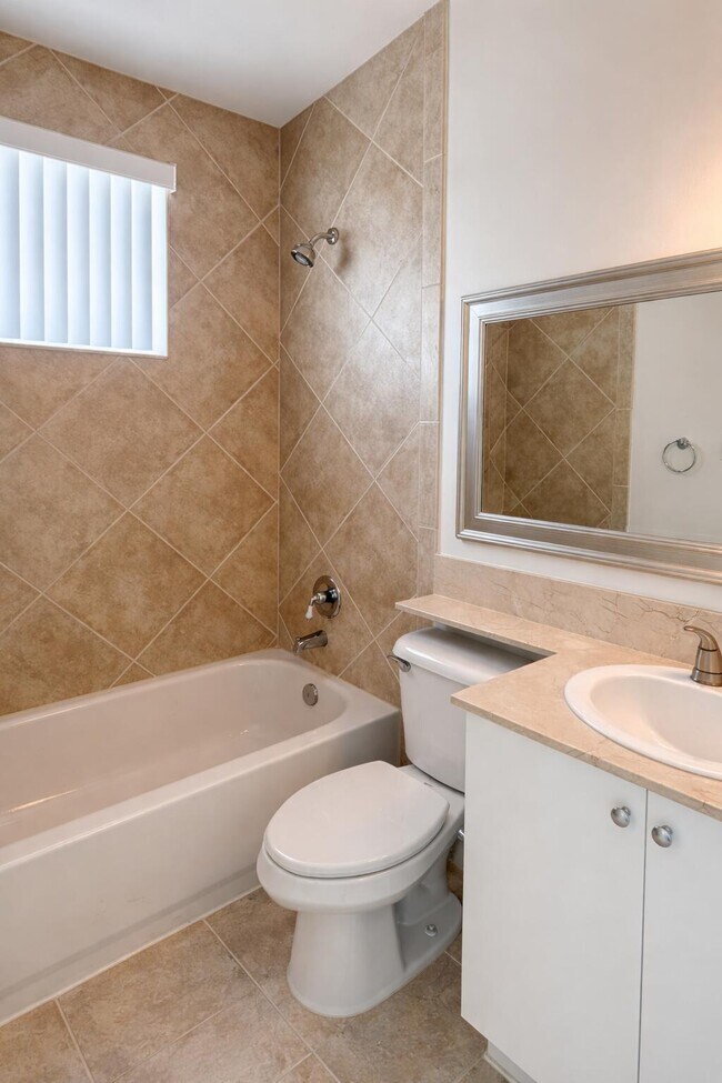 Building Photo - 356 Moorings Dr