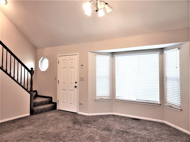 Building Photo - 3818 Hennepin Dr