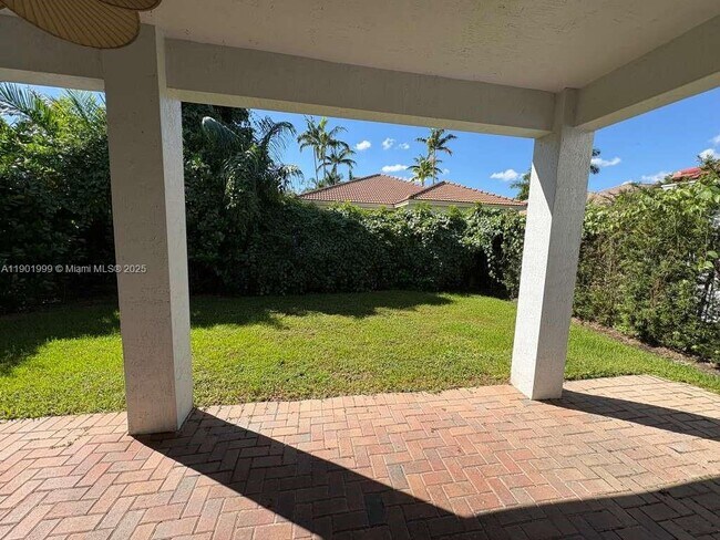 Building Photo - 1064 Golden Cane Dr