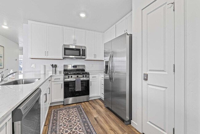 Building Photo - 8648 E Wishmore St