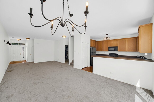 Building Photo - 1243 Waverly Dr
