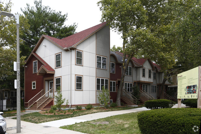 Building Photo - Madison Park Village III