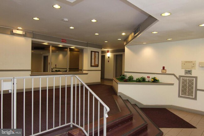 Building Photo - 4415 Briarwood Ct N