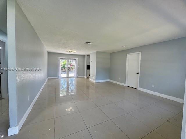 Building Photo - 4610 SW 134th Ave